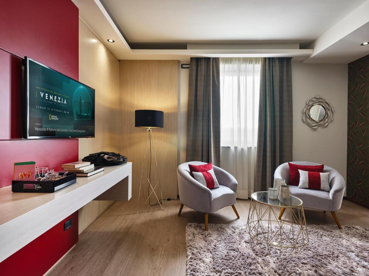 Deluxe Quadruple Room